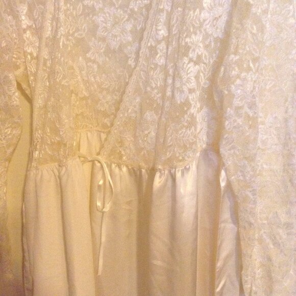 Vintage Marks & Spencer Lace Cream Bathrobe Robe Size UK 8-10 Lingerie - Picture 5 of 11
